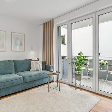 Zwei Apartments Fuer Bis Zu 8 Personen Zentral, Modern, Mit Terrasse & Balkon Bielefeld Luaran gambar