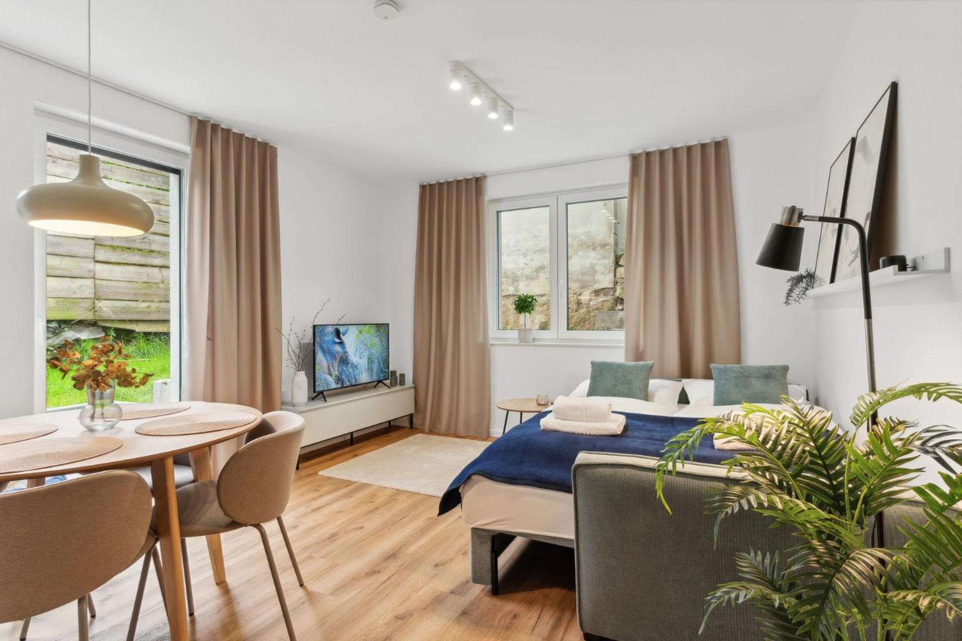 Zwei Apartments Fuer Bis Zu 8 Personen Zentral, Modern, Mit Terrasse & Balkon Bielefeld Luaran gambar