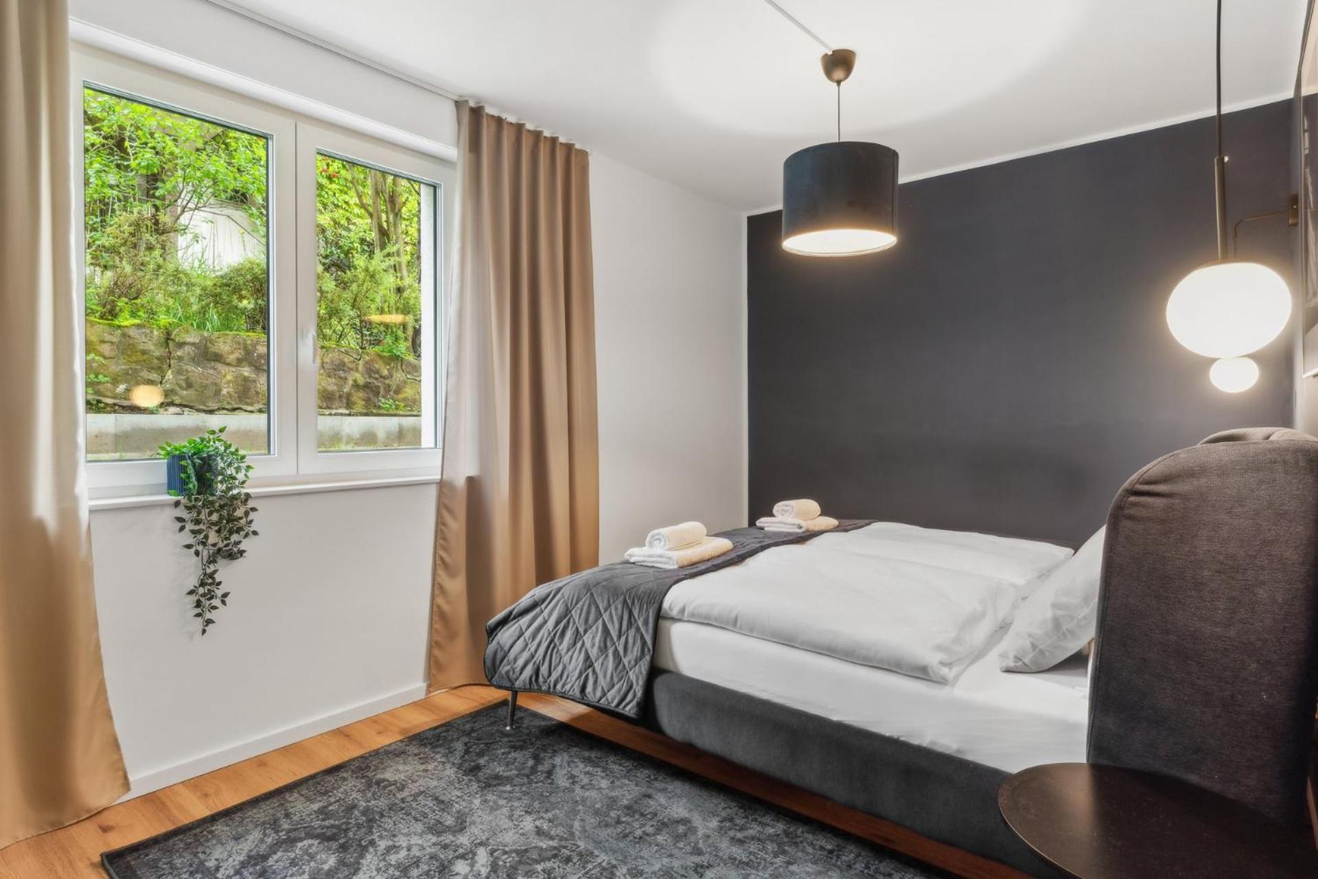 Zwei Apartments Fuer Bis Zu 8 Personen Zentral, Modern, Mit Terrasse & Balkon Bielefeld Luaran gambar