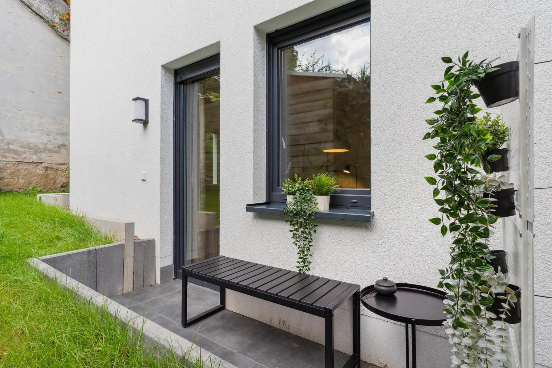 Zwei Apartments Fuer Bis Zu 8 Personen Zentral, Modern, Mit Terrasse & Balkon Bielefeld Luaran gambar