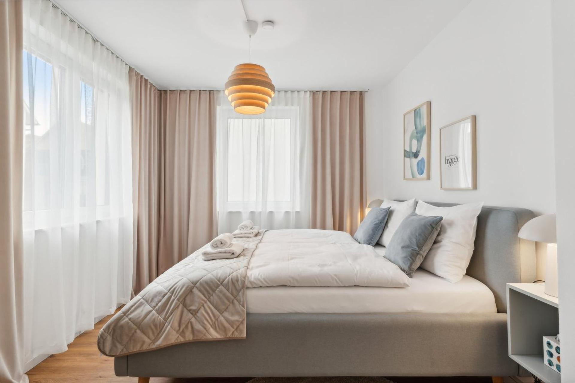 Zwei Apartments Fuer Bis Zu 8 Personen Zentral, Modern, Mit Terrasse & Balkon Bielefeld Luaran gambar